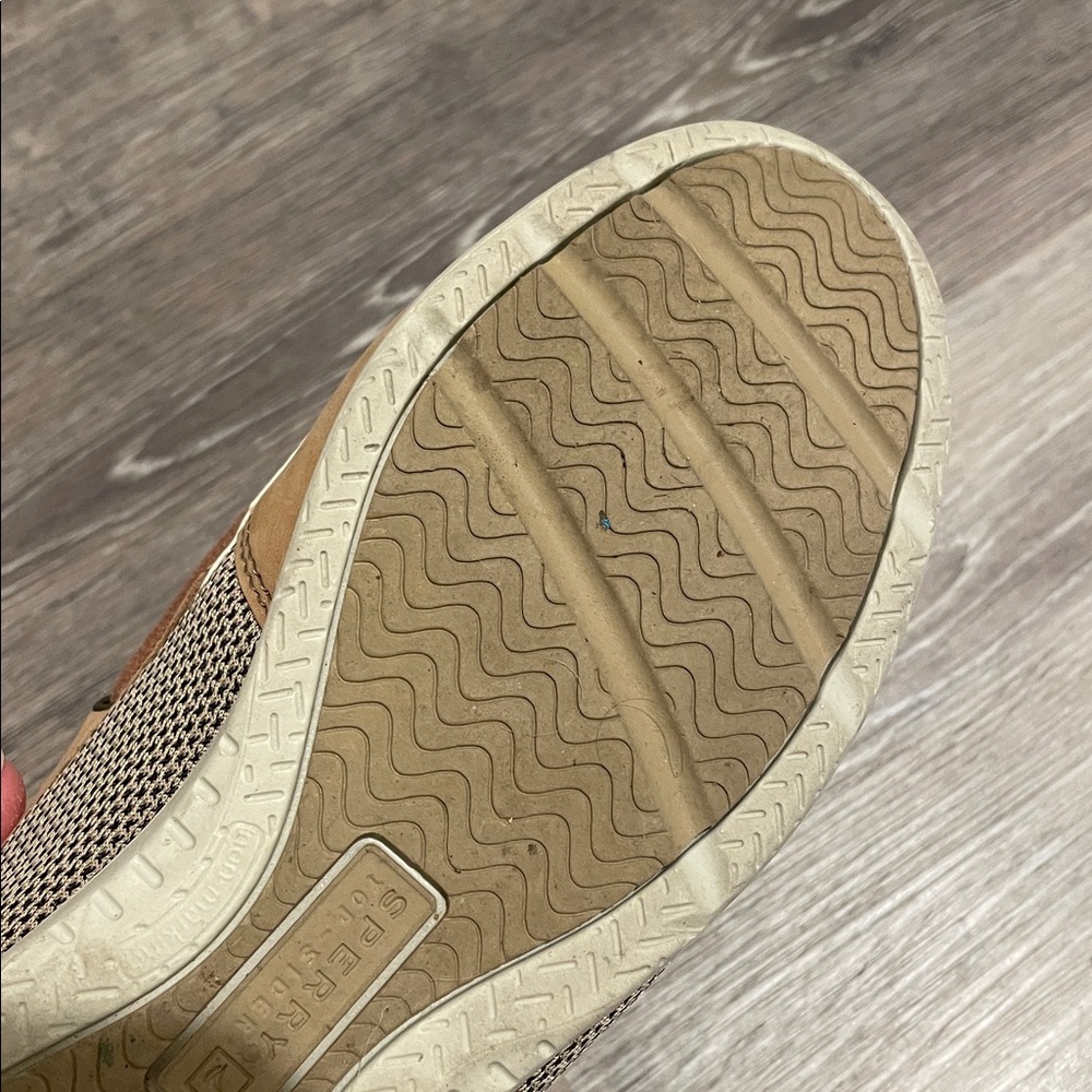 Sperry 5.5 Tan and Brown Boat Shoes - Picture 5 of 6